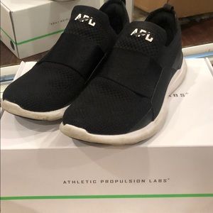 APL women’s techloom Bliss Size 7